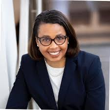 Donna Ledgerwood's Instagram, Twitter & Facebook