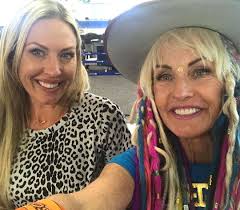 RHOC's Braunwyn Windham-Burke Says She and Her Mom Are 'In a Difficult  Place'