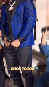 He shall be known as “ Chop Em Down Robinson” 😤 #DWA Stamp welcome to  Miami @chopyoungbull 🐬🐬