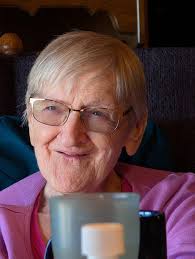 Can anyone remove the red car and for sale sign?