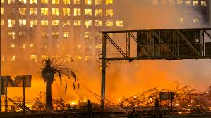Massive Downtown L.A. Fire Shuts Down ...