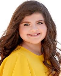 Lisa Schaaf's Instagram, Twitter & Facebook