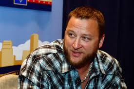 Mark Buehrle provides young Blue Jays with veteran presents