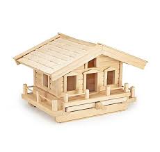 Handgezimmerte Vogelvilla Servus Am Marktplatz Vogelhaus Vogelvilla Haus Selber Bauen