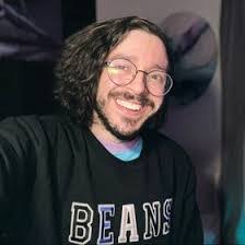 Benjamin Keeler's Instagram, Twitter & Facebook