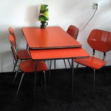 pin van boho vintage op vintage cabinets keukentafel jeugdherinneringen interieur