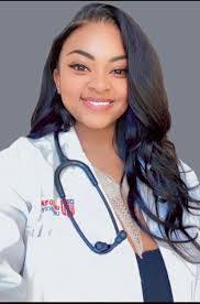 Veronica Dearman's Instagram, Twitter & Facebook