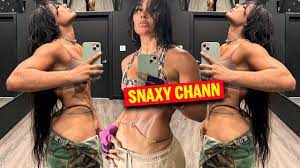 THE AMAZING SHAPE OF SNAXY CHANN! - YouTube