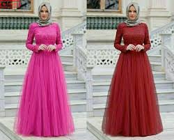 Pada bagian pinggang terdapat hiasan bunga yang membuat gamis ini tampak. ãƒƒ 30 Model Baju Muslim Brokat Pesta Modern Terbaru 2019