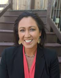 Yvette Renteria's Instagram, Twitter & Facebook