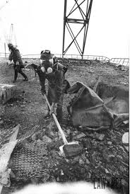 Las preguntas persisten hoy sobre si se ha liberado algo peligroso después de este incidente. Chernobyl Las Historicas Fotografias De Los Primeros Dias Despues Del Accidente Nuclear Bbc News Mundo