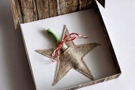 Geldgeschenke verpacken ist oft kostenlos oder lediglich mit wenigen zusätzlichen kosten verbunden. Die Kinder Werden Grosser Die Wunsche Demnach Auch Und So Wird Doch Ofters Mal Bares Ver Geldgeschenke Zu Weihnachten Geschenke Geschenke Verpacken Weihnachten