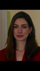 Anne Hathaway Makeup Wrong in The Idea of You