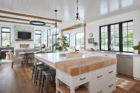 A plain white flat ceiling isn't going to draw anyone's eyes upward, but a tall vaulted ceiling most. 75 Beautiful Shiplap Ceiling Kitchen Pictures Ideas July 2021 Houzz