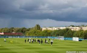 Pour rappel, ce centre, conçu par le cabinet willmotte & associés, réunira le football masculin, le handball et le judo. Officiel Les Travaux Du Nouveau Centre D Entrainement Du Psg Vont Pouvoir Debuter