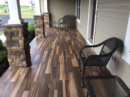 Since azek® porch is capped flooring it is resistant to rot and decay caused by moisture making it the ideal material to use around water. 75 Beautiful Tile Front Porch Pictures Ideas August 2021 Houzz