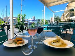 Restaurant Vieux Port La Piscine Love Spots