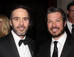 the o report — Social — The O Report