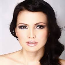 HMUA: Jane Lacap Model: Lou Sison Photographer : Dr. Marlo…