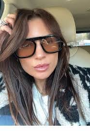 Bonnie Couch's Instagram, Twitter & Facebook