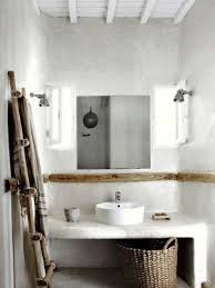 Pourquoi Succomber Au Tadelakt L Enduit Marocain Qui Sublime La Salle De Bains Idee Salle De Bain Salle De Bain Design Interieur Salle De Bain