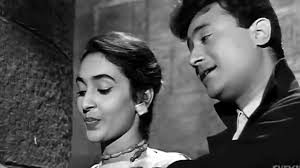 Puff hairstyle is hence always the best choice as it can create more volume and thickness to. Dil Ka Bhanwar Dev Anand Nutan Tere Ghar Ke Samne Old Hindi Songs S D Burman Love Songs Hindi Old Bollywood Songs Beautiful Songs