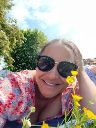 Always be your beautiful self and know that you ARE worth it!!! 💗💗💗