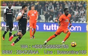 Prediksi Skor Istanbul Basaksehir Vs Burnley 10 Agt 2018 Prediksi Skor Pertandingan Di Uefa Europa League Yang Berlangsung Di Basaksehir Fatih Terim S Istanbul