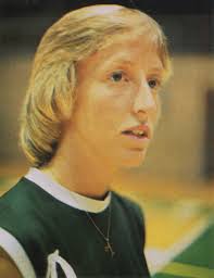Tiny Debbie Brock, a coach's daughter, played huge role in women's hoops  history