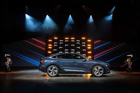 The audi rs q8 effectively creates its own unique category. Suv Coupe Der Audi E Tron Sportback Audi4ever