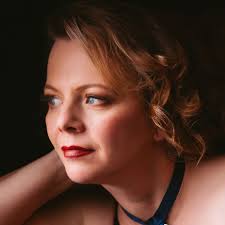 The following Lake Forest Middle School students were recently recognized  for "Making a Change" inside and out of the classroom. Front row L to R:  Mike Bazelais, Savannah Medek, Jordan Zachman, Terrell