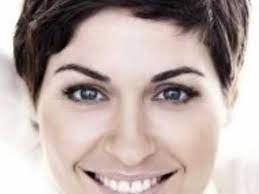 Sissel, the international singing sensation from norway, is widely regarded as one of the finest and most talented sopranos in the world. Sissel Kyrkjebo Titanic Suite Live Perfomance Good Music Titanic Singer