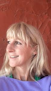 Julia Chi's Instagram, Twitter & Facebook