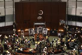 最高立法機關 / 最高立法机关 ― zuìgāo lìfǎ jīguān ― top legislative body. çµ‚æ–¼æƒ³é€šäº†è¡å…¥ç«‹æ³•æœƒçš„æ„ç¾© å¾ä¿Šæ–‡ ç«‹å ´æ–°èž