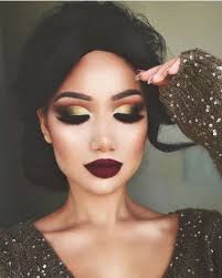 New Year S Eve Makeup Ideas To Make You The Life Of The Party Society19 Christmas Makeup Look Holiday Makeup Looks New Year S Makeup