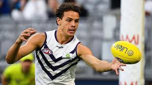 Fremantle Dockers lock in prized draftee Heath Chapman until the end of  2024