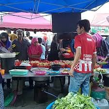 15, marigold square, 39000 tanah rata, cameron highlands, pahang (google maps) harga: Pasar Malam Tanah Merah Night Market Jalan Tasik