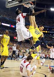 Louisville College Basketball Cardinals Photos Espn Louisville Cardinals Basketball College Basketball Players Louisville Basketball