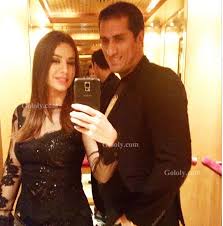 فريال يوسف بأحد فنادق القاهرة من أجل م. Ø§Ù„Ø£Ø³ÙˆØ¯ ÙŠÙ†Ø·Ù‚ Ø³Ø­Ø±Ø§ Ø¹Ù„Ù‰ Ø¬Ø³Ø¯ ÙØ±ÙŠØ§Ù„ ÙŠÙˆØ³Ù ÙÙŠ Ø¹ÙŠØ¯ Ù…ÙŠÙ„Ø§Ø¯ ØµØ¯ÙŠÙ‚Ù‡Ø§ ØµÙˆØ±