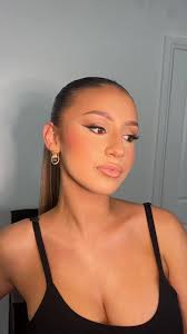 Bronzed Queen Makeup Tutorial