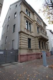 Es gibt sowohl gründerzeitviertel mit großzügigen wohnungen. 4 Zimmer Wohnung Mieten Stuttgart Feinewohnung De