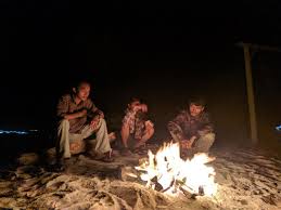 Pusatbelanjadankuliner, #candrabagabekasi, #suasanamalam, suasana malam pusat belanja dan kuliner candra baga bekasi. Pantai Pasir Putih Kadatua Pantai Berpasir Di Pantai Pantai