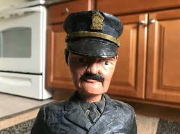 FOLK ART JOHN BASCH [LISTED CT CARVER] WOOD SCULPTURE