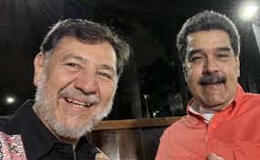 Lula Flores (@LulaFlores)