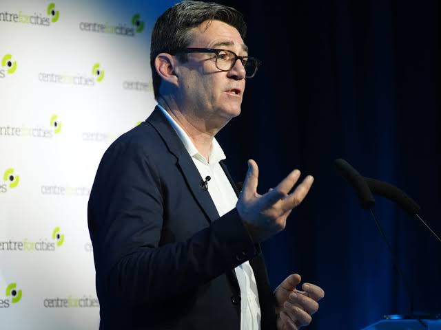 Andy Burnham criticises 'bankruptcy' of Labour approach to campaigning |  Labour | The Guardian