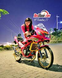 Modifikasi Motor Kawasaki Ninja Dan Cewek Keren Pink Ninja
