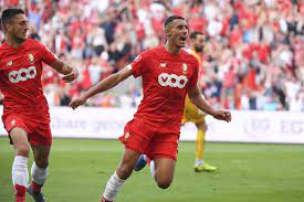 Actualité, matchs, résultats, photos, vidéos, joueurs, ticketing, fanshop, cashless. Buy Standard Liege Tickets 2021 22 Football Ticket Net