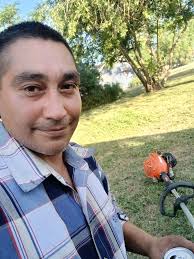 Hi iam jowy Herrera iam odem proud fr today ill be offering to cut ur front  grass or ur ally w my weed eater fr 25$or lezz i just started the day