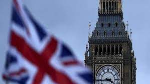 أعلنت بريطانيا، اليوم الجمعة، أنها ستسمح لسفير ميانمار الذي عزله الجيش بالبقاء لحين تحديده خطواته المستقبلية بعد منعه من دخول السفارة. Ø¨Ø±ÙŠØ·Ø§Ù†ÙŠØ§ ØªØ²ÙŠØ¯ ØªØ±Ø³Ø§Ù†ØªÙ‡Ø§ Ø§Ù„Ù†ÙˆÙˆÙŠØ© Ù„Ù„Ù…Ø±Ø© Ø§Ù„Ø£ÙˆÙ„Ù‰ Ù…Ù†Ø° 30 Ø¹Ø§Ù… Ø§ Ø¬Ø±ÙŠØ¯Ø© Ø§Ù„Ø±Ø§ÙŠØ©