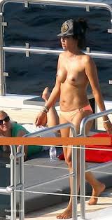 Kimora Lee Simmons Nude Photo Collection - Fappenist